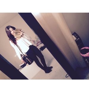 Meet your Posher, Monica